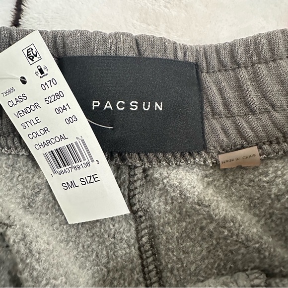 NWT PacSun Fleece Volley Shorts Charcoal Casual Sweat Shorts SZ Small - Picture 9 of 9